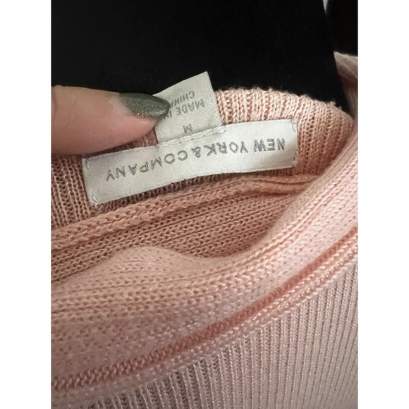 Size Medium Open Front Cardigan by‎ New York & Company. Ribbed, light pink color - Picture 4 of 4